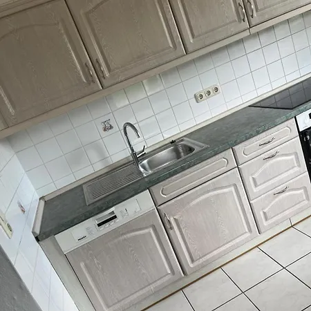 200qm Mit 3 Schlafzimmern Apartment